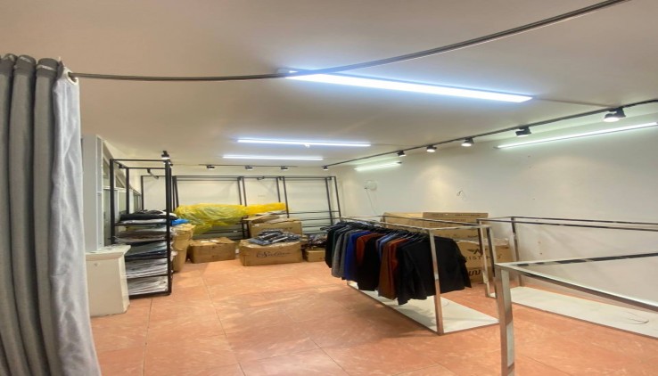 CHO THUÊ NHÀ MẶT PHỐ LẠC LONG QUÂN, TÂY HỒ, 5 TẦNG, 35M2, MT 6M, GIÁ 25 TRIỆU - 5 SÀN, 5 WC, THÔNG SÀN, KD BẤT CHẤP CÁC LOẠI HÌNH - VÀO THUÊ LUÔN.